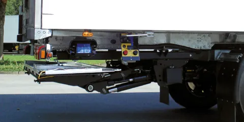 MBB R 1500 S TRAILER 